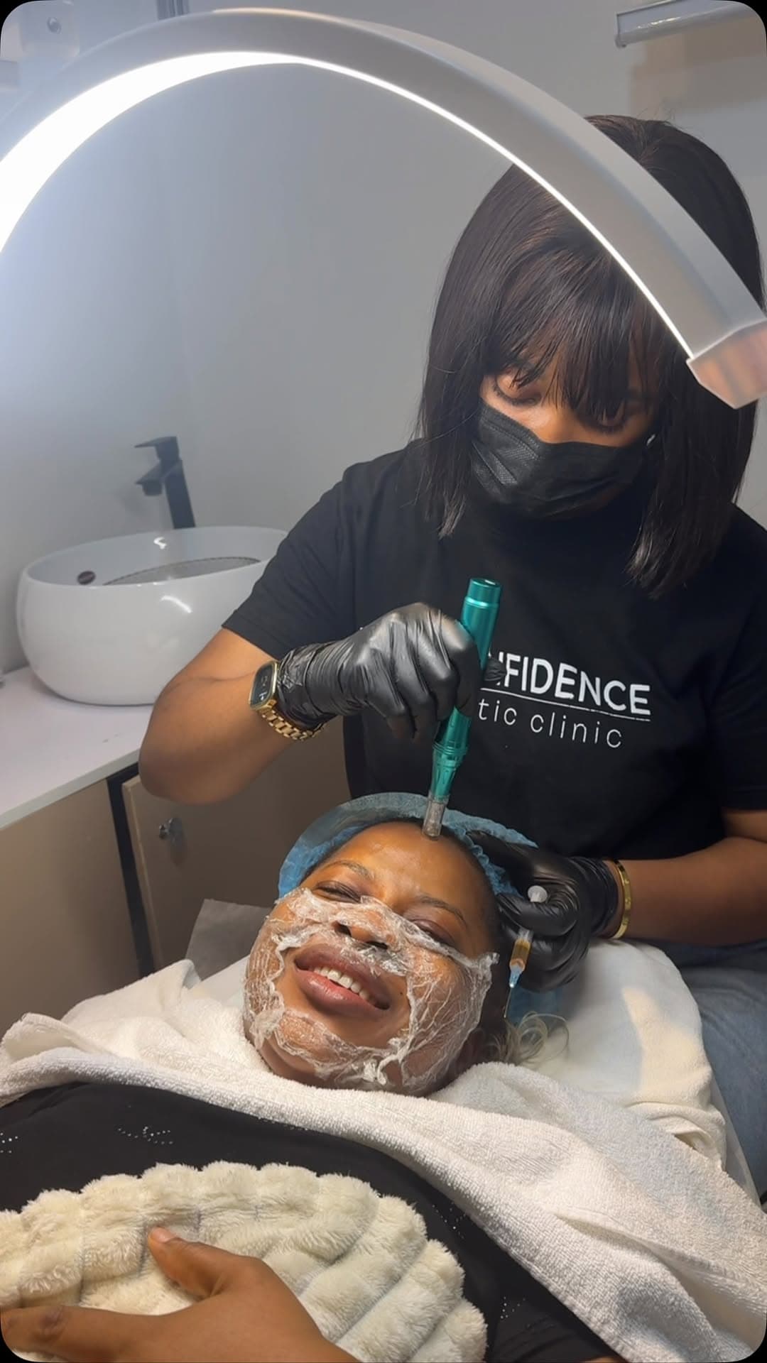 A real treatment in session at The Skinfidence clinic